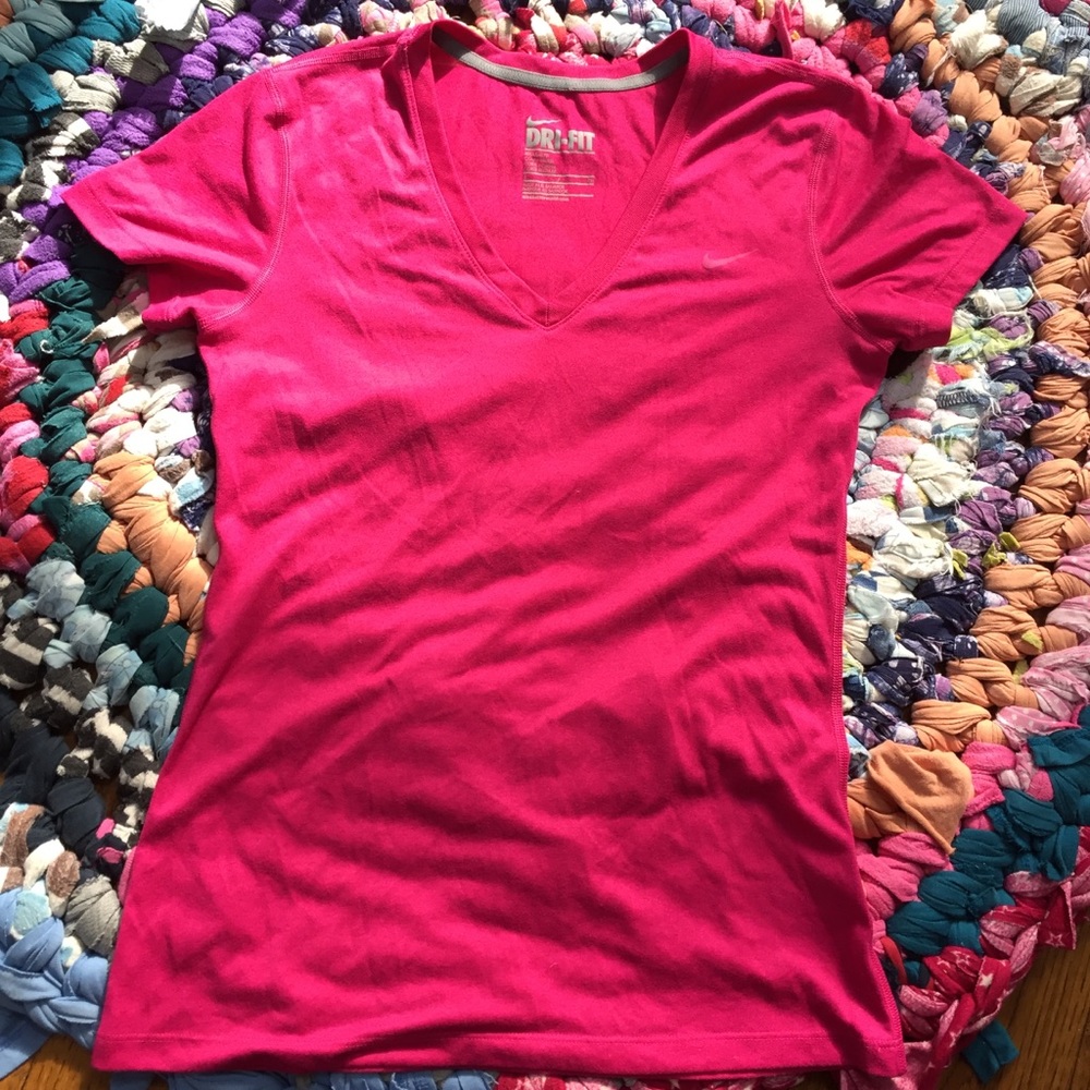 Nike Dri-Fit T shirt, Fuschia
